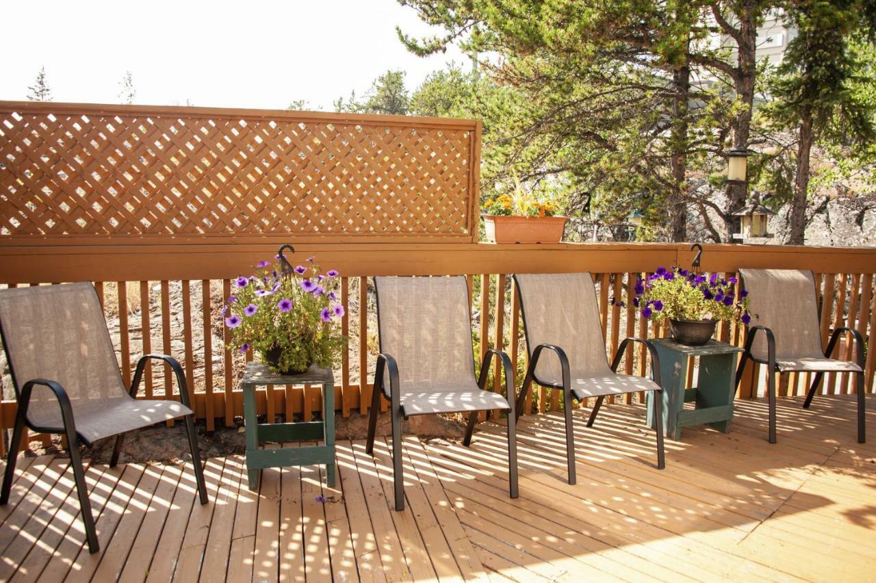 Tiga Bed And Breakfast Yellowknife Dış mekan fotoğraf